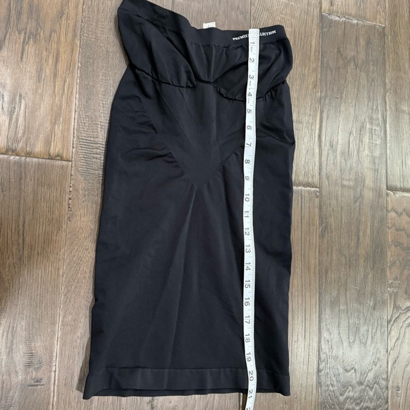 Premiere Collection Strapless Dress - Picture 5 of 7